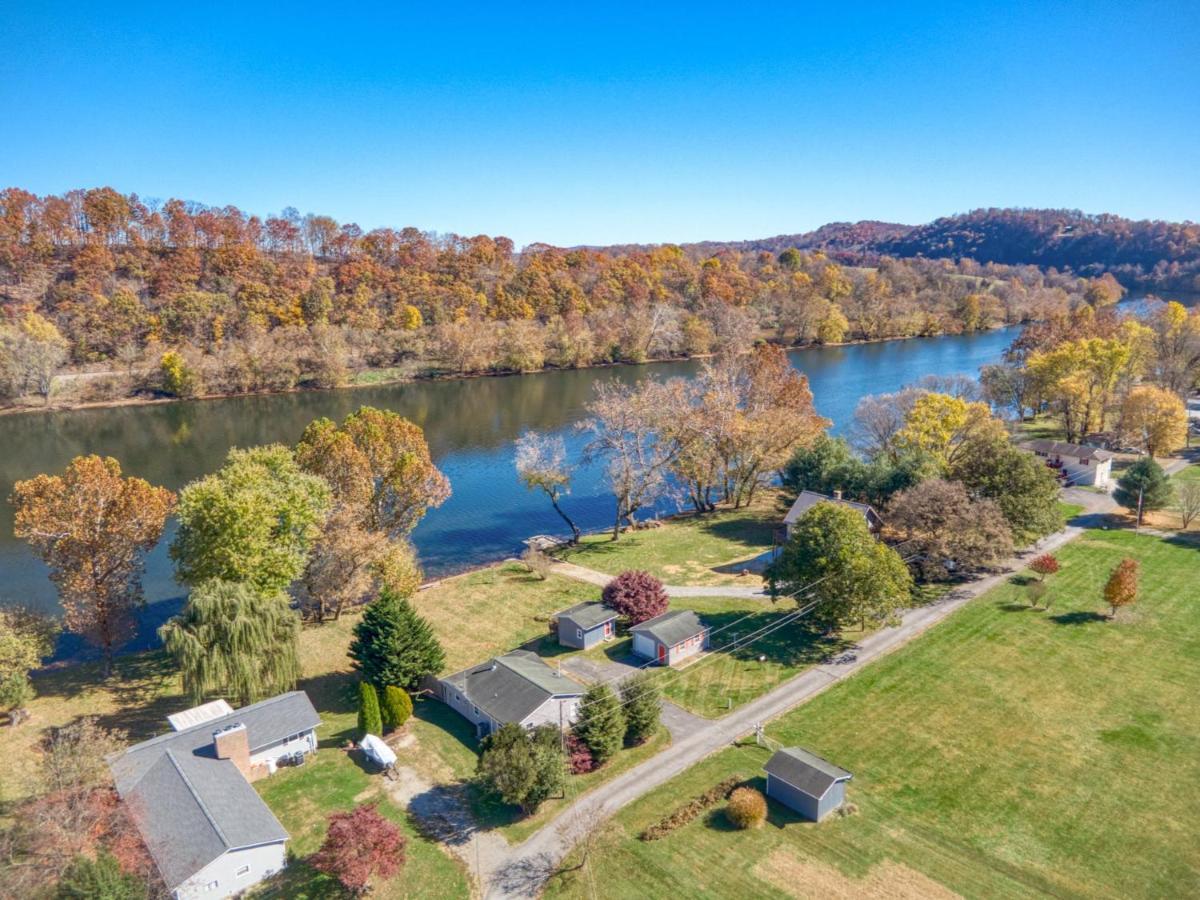 House On The New River, 3Br, 20 Minutes From Vt Редфорд Екстер'єр фото