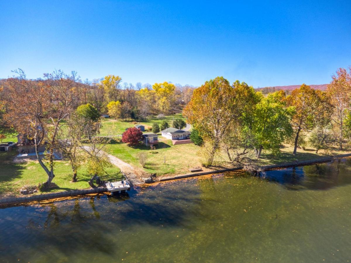 House On The New River, 3Br, 20 Minutes From Vt Редфорд Екстер'єр фото
