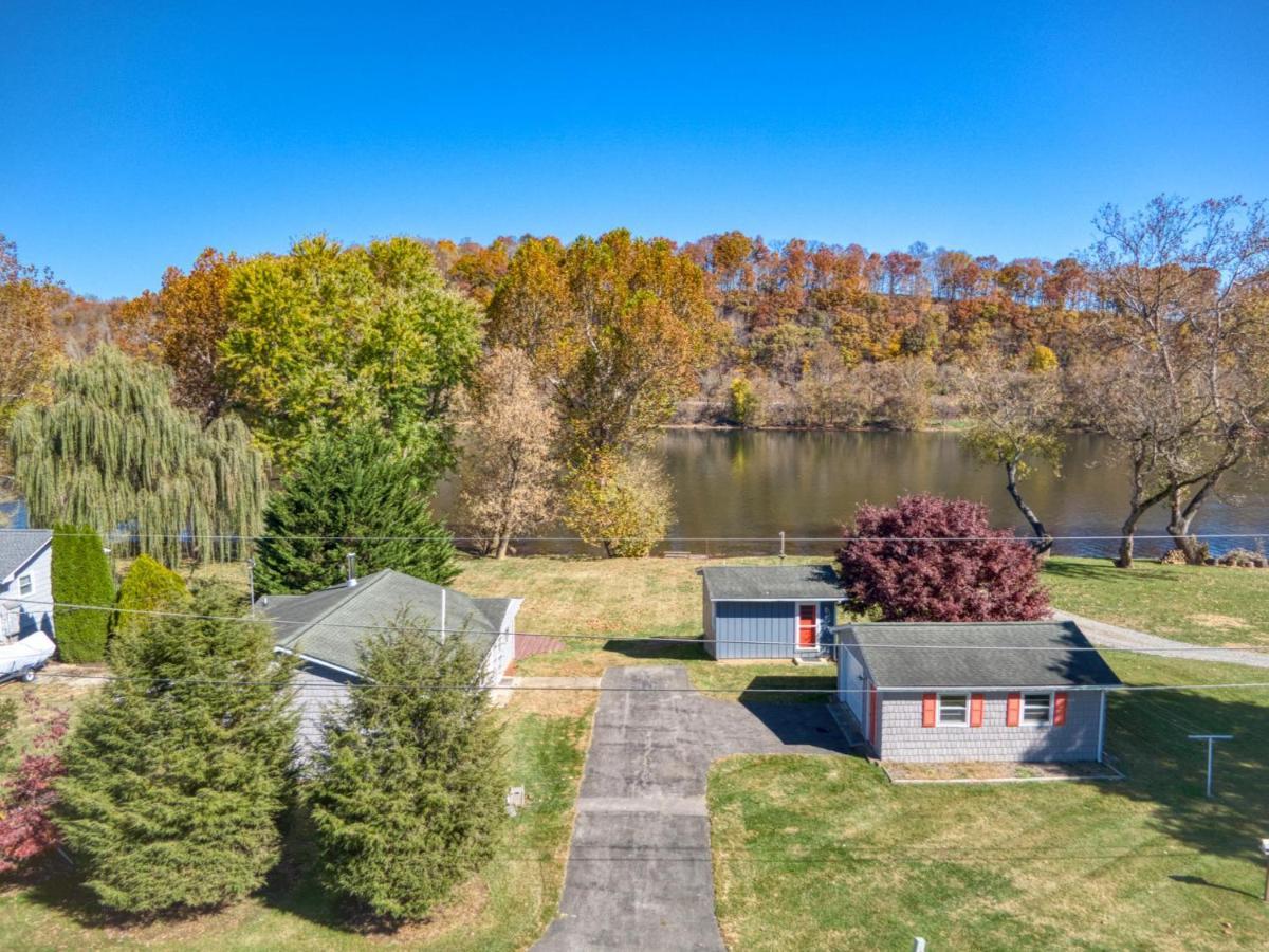 House On The New River, 3Br, 20 Minutes From Vt Редфорд Екстер'єр фото